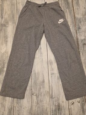 Nike Kids Gray Jogger Sweatpants with White Logo XL
